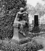 Mattonska gravmonumentet av Ida Matton.
