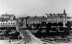 Stora Esplanadgatan. Järnvägsstaionen till vänster.