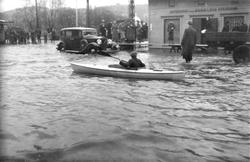 Översvämning i Mölndals centrum utanför Göteborg och Bohus l