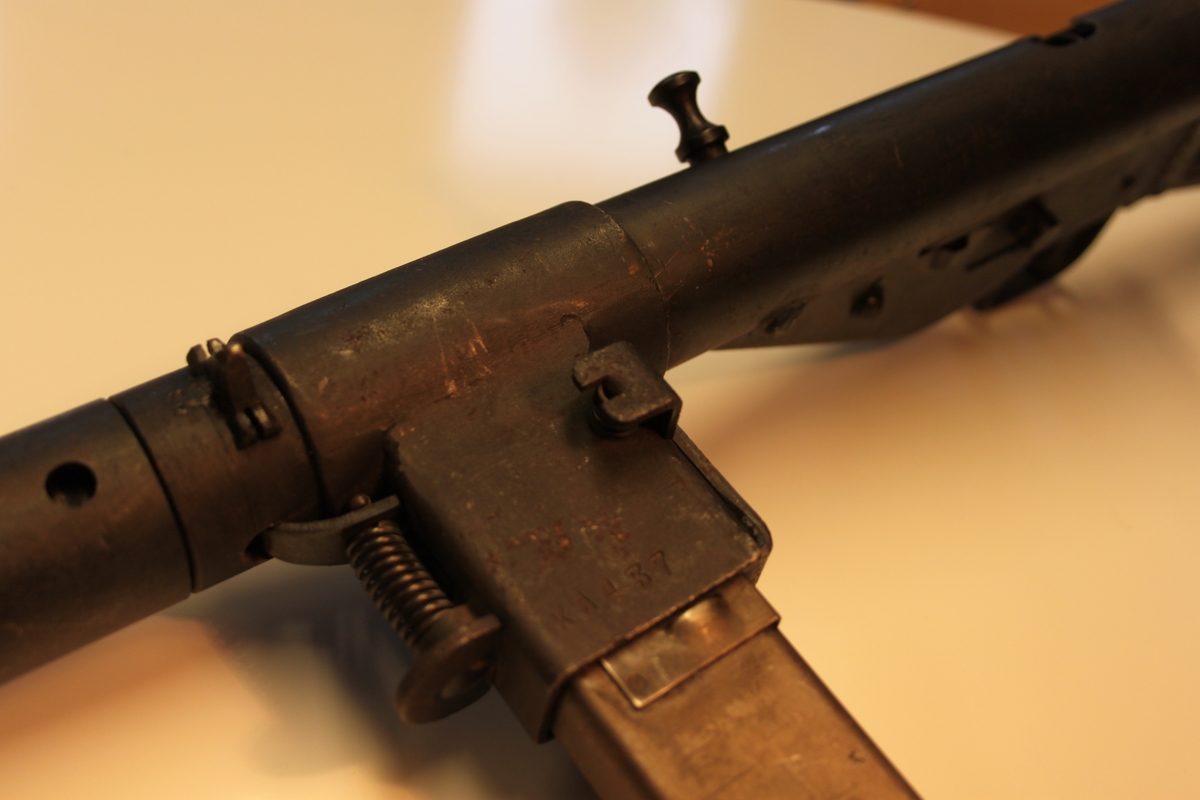 Stengun mark 2, helsveiset