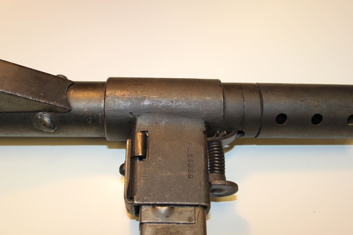 Stengun mark 2, helsveiset