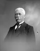 Fabrikör Johan Erik Boberg, Gröneborg, Gävle. Född: 1853 död: 1931. Bobergs fajansfabrik från det att fadern Erik avlidit 1876, tillsammans med sin bror August (f.1856). Boberg var även under många år ledamot av stadsfullmäktige.