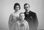 J. A. Karlsson med familj. Norra Köpmangatan 35, Gävle