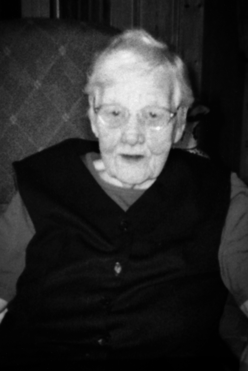 Gudrun Andreassen, Espa 1915-2009.