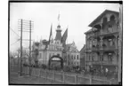 Bröllop, Sofie och Per Eriksson 1906-04-25.
Tvåvånings bostadshus, villa Fridå. 
Trevånings bostadshus med verandor i trä.
Byggmästare Per Eriksson