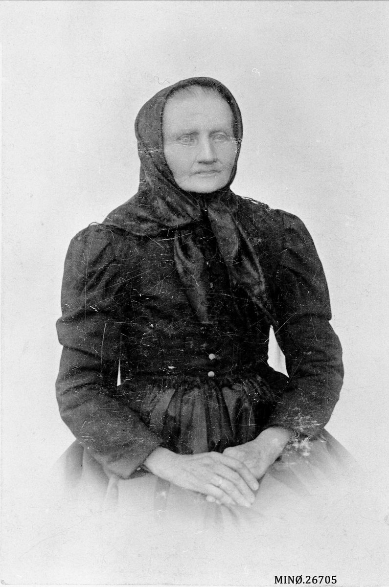 Portrett av kvinne. Marit Bolstad