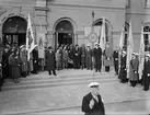 Författaren och upptäcktsresanden Sven Hedin vid Uppsala universitets och Uppsala studentkårs uppvaktning utanför Uppsala centralstation