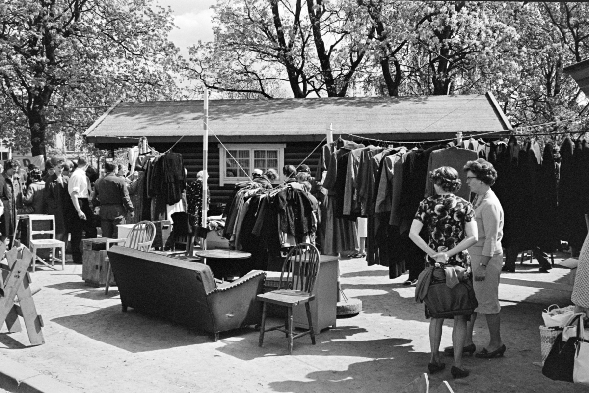 Loppemarked, Stortorget, Hamar.