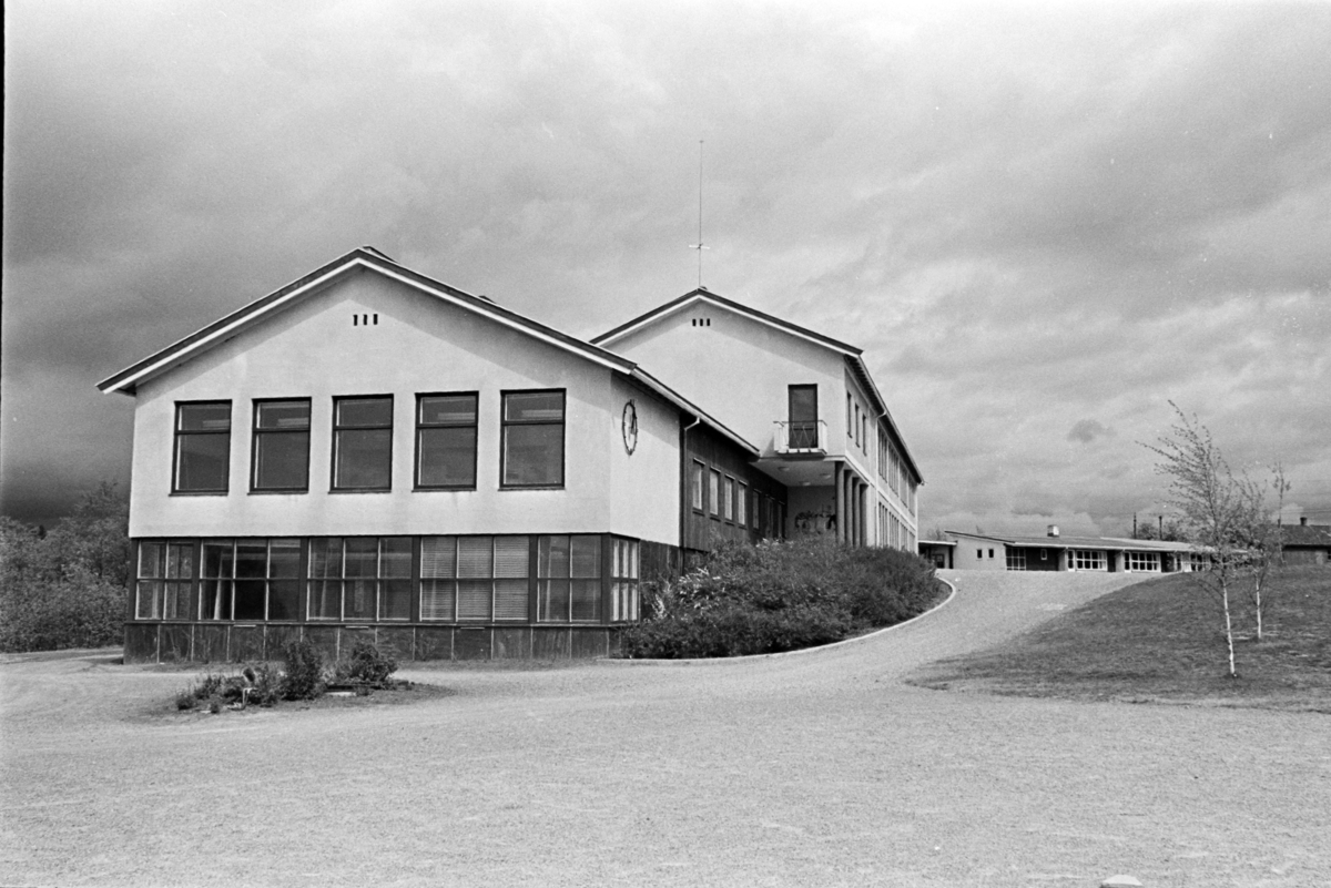 Ridabu skole, Vang H. Eksteriør.