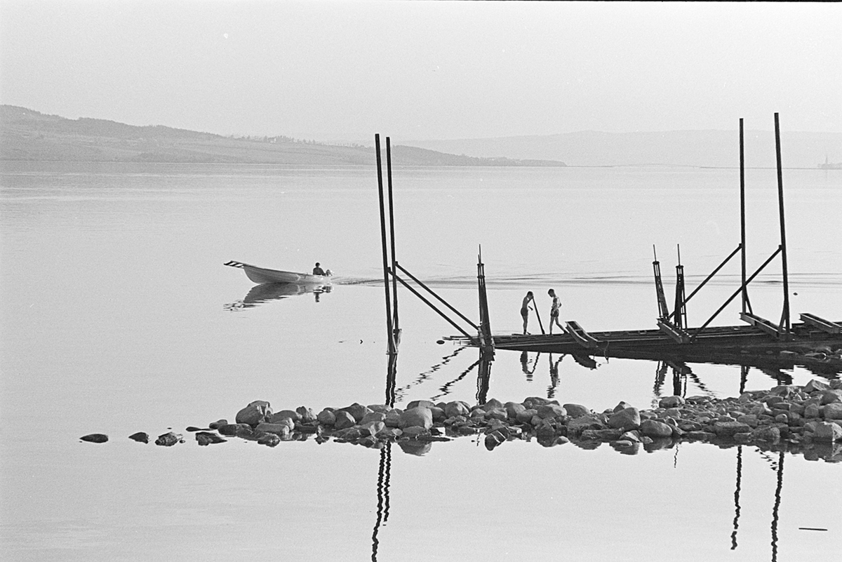 Mjøsa, Høiensalodden, slipp for mjøsbåter, fritidsbåt.