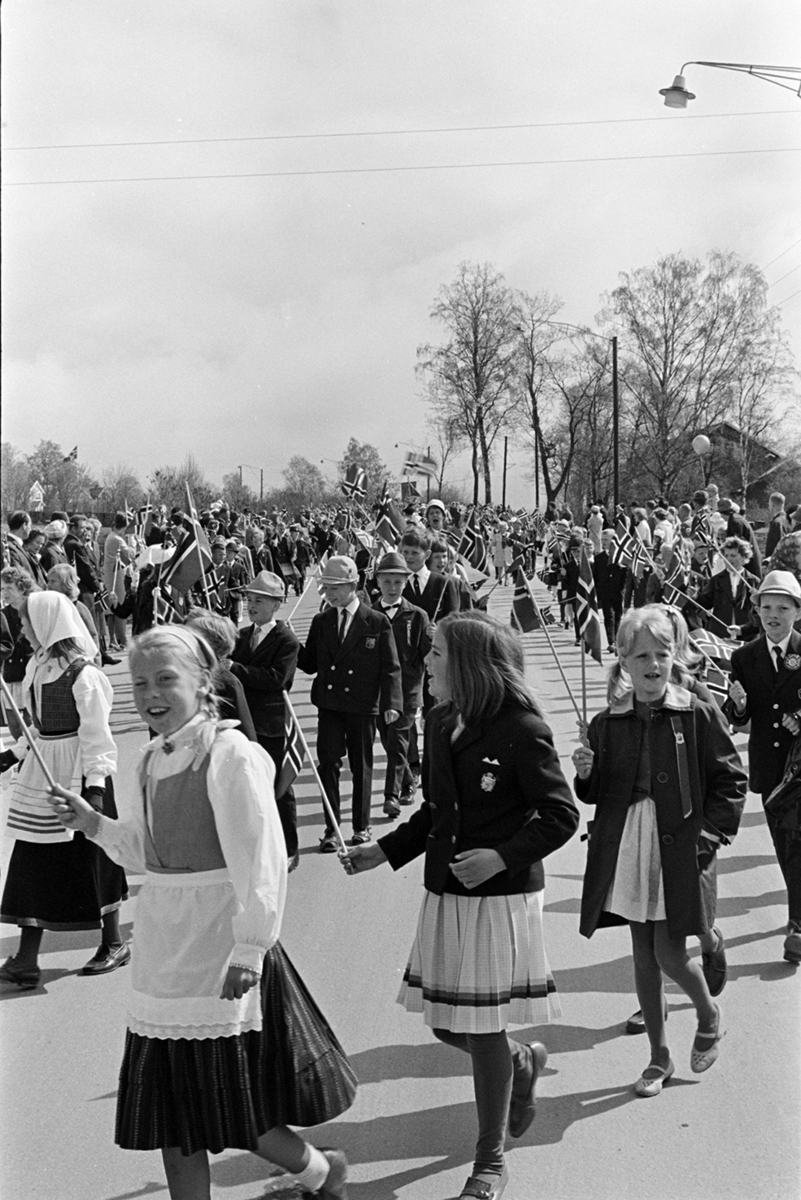 17.mai, 1965, barnetog, Ridabu, Vang H.