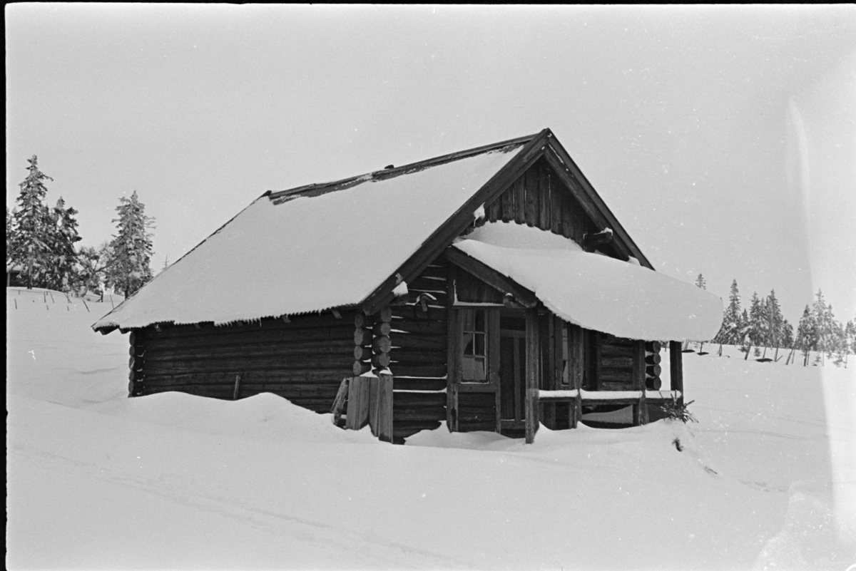 Budor, Løten, hytte, seterhus, vinter.