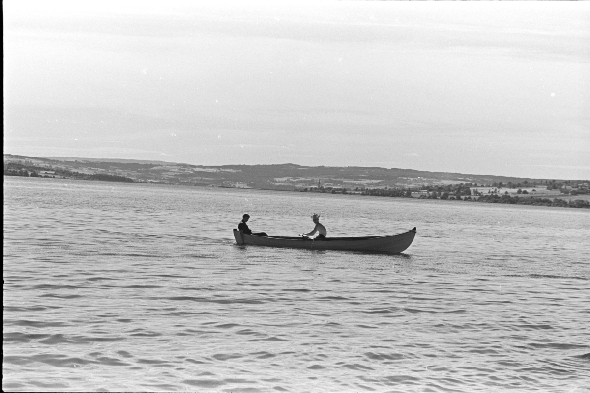 Robåt på Mjøsa, Domkirkeodden, stemning.