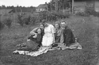 Fr.v. okänd, Betty Eriksson, Olivia Pettersson, okänd, Sven Hillbom.