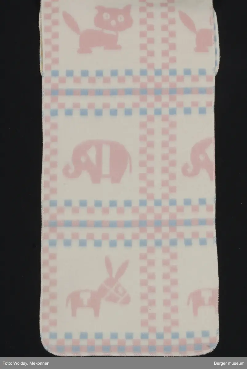 Flanellsteppe
Prøvebok med 3 prøver.
Barnemønter. Elefant, esel, katt
