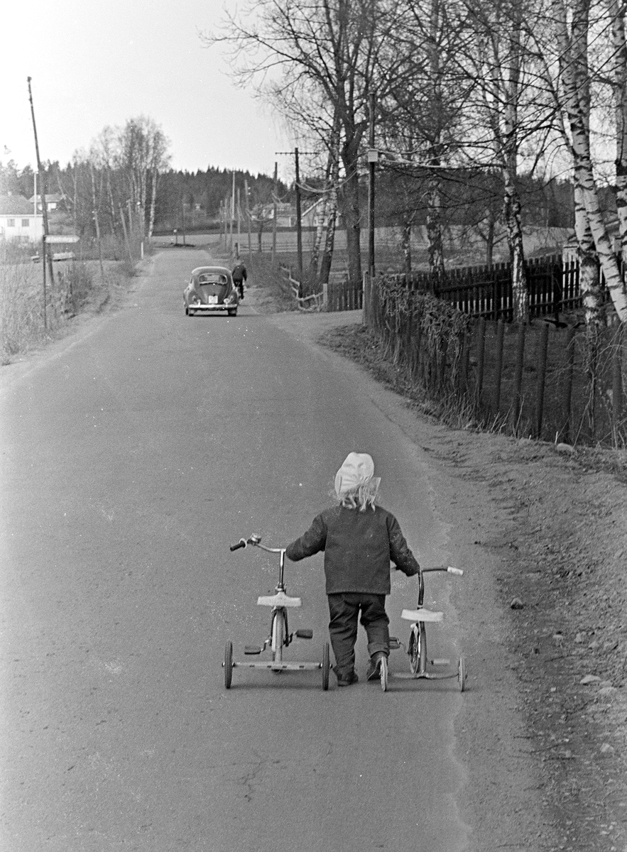 Aluvegen, barn, trehjulssykkel, Hamar.