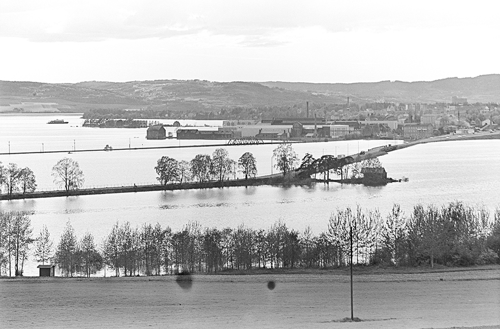 Flom i Mjøsa, 1967, Åkersvika, jernbane, Stangebrua, Furuholmen,oversikt