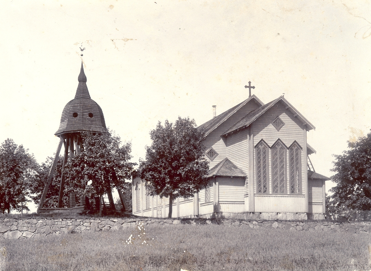 Oskars kyrka på vykort från 1920-talet.