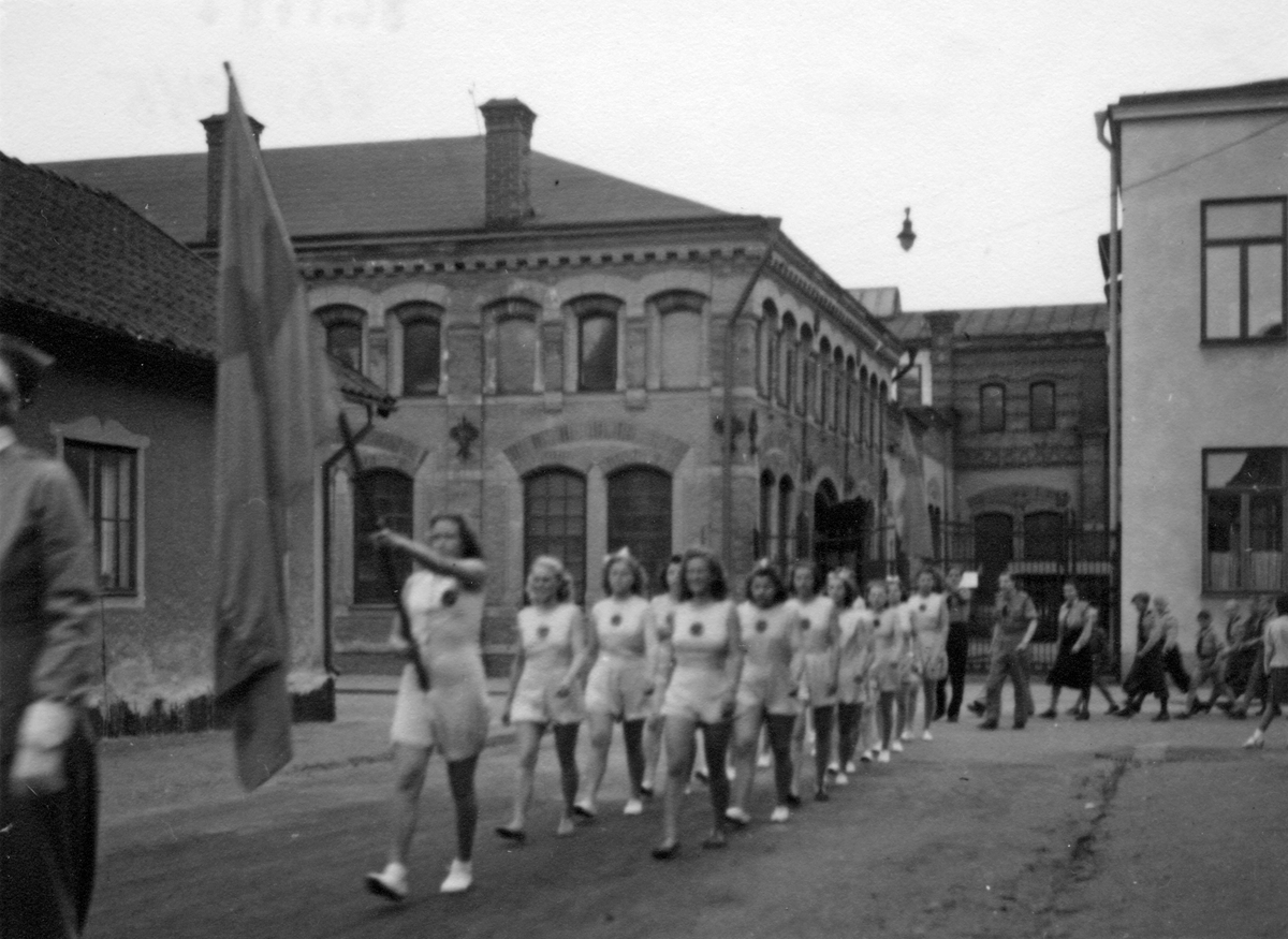 Gymnastikparad vidOtto Hallströms väg