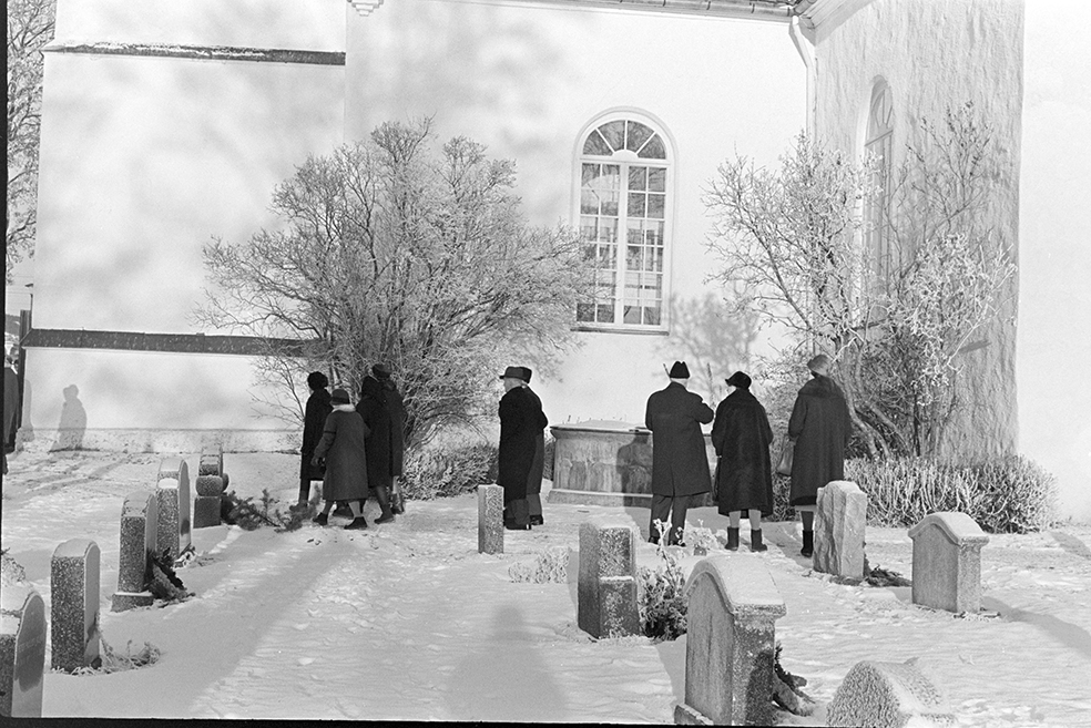 Furnes kirke, julegudstjeneste,