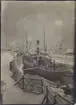 Stockholms Rederi AB Sveas lastångfartyg LILY i docka på Beckholmen, 1920-talet