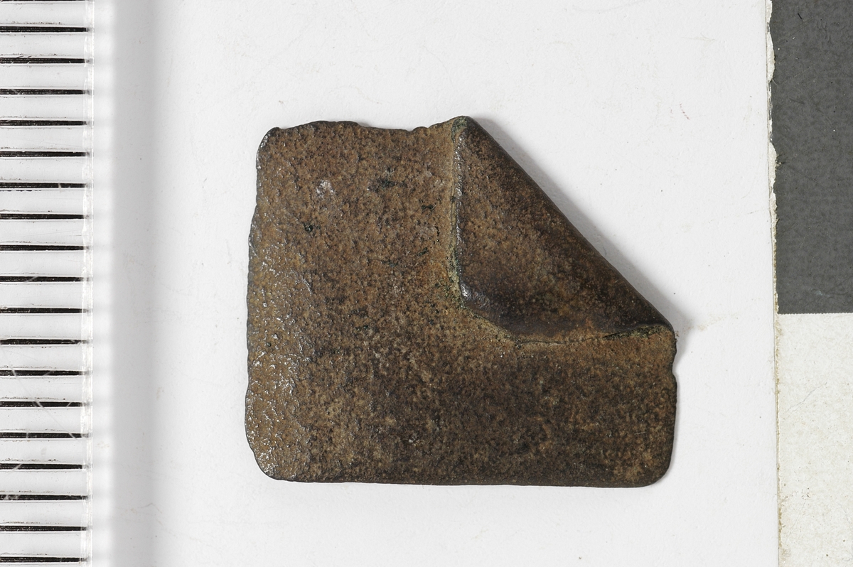 Plate