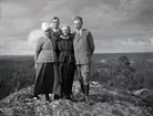 Från vänster till höger: Ada Rydström, Kurt Seidler, Nina Hammarskjöld, och Gustaf Seidler på Frubergets topp.