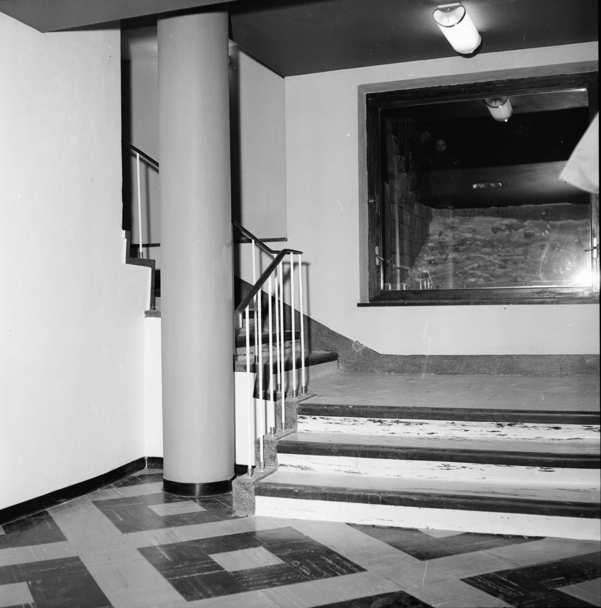 Trappeoppgang på Odda bibliotek.