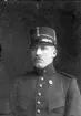 Officer artilleriet, C E Ström född 24 okt 1884, officer 1907.