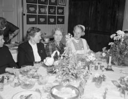 Hamar kommunale husmorskole, festmiddag i forbindelse med ek