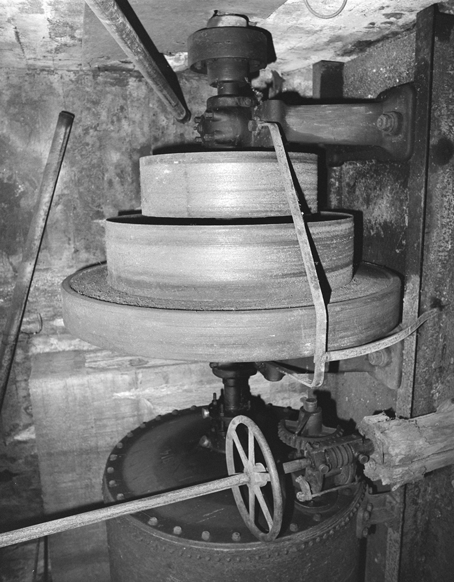 Klæpa Bruk, mølle, kvern, Svartelva, Løten.