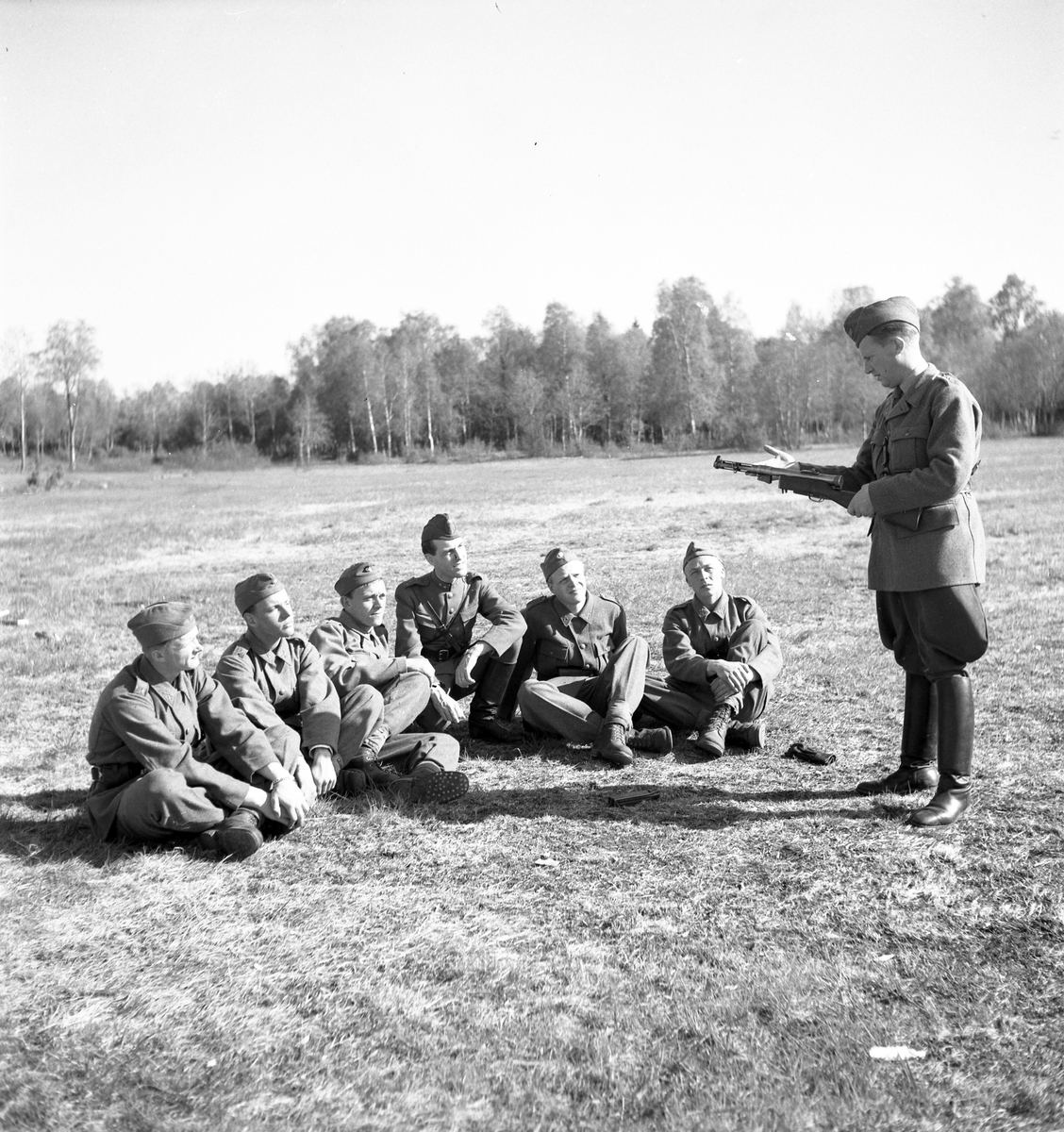 Soldatutbildning för Befälsutbildning. Reportage för Centralförbundet
Maj 1946



