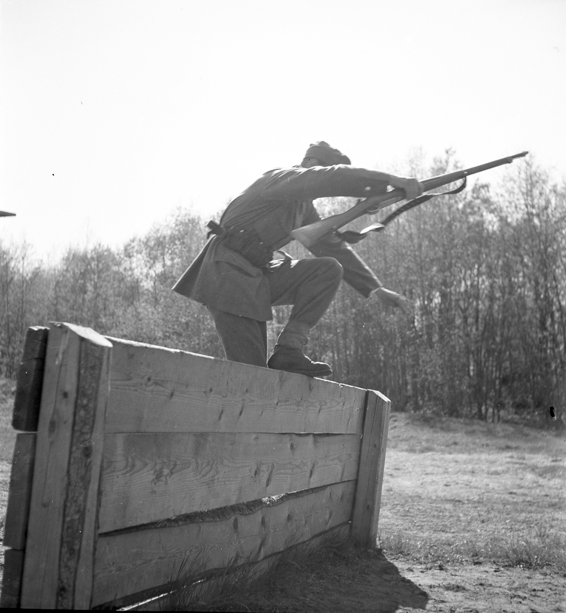 Soldatutbildning för Befälsutbildning. Reportage för Centralförbundet
Maj 1946


