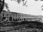 Byggherre: Bygnadaktiebolaget Contractor, Stockholm. General Motors Nordiska AB:s första fabriksbyggnad i Sverige. Arbetsbild. Hammarbyhamnen 1927.