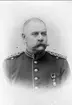 General C P H von Schwerin, kommendant på Karlsborg 1896 - 1904. Glasneg. finns.