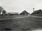 Större gårdsanläggning i Storebro 1930.