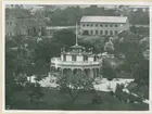 Restaurangen i stadsparken invigdes den 1 juni 1881 och fick snart det folkliga namnet Byttan då den hade samma form som en smörbytta..
Byttan Bekostades av Johan Jeansson som också var initiativtagare till Stadsparken.
På bilden ser man Byttan i orginalutförande.
Restaurangen byggdes om 1939. Arkitekten Sven Ivar Lind gav byttan dess nuvarande modernistiska still.