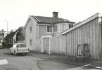 Fastigheten Västerlånggatan 23 i september 1970, före rivningen.