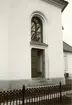 Sidoingång i Fågelfors kyrka.