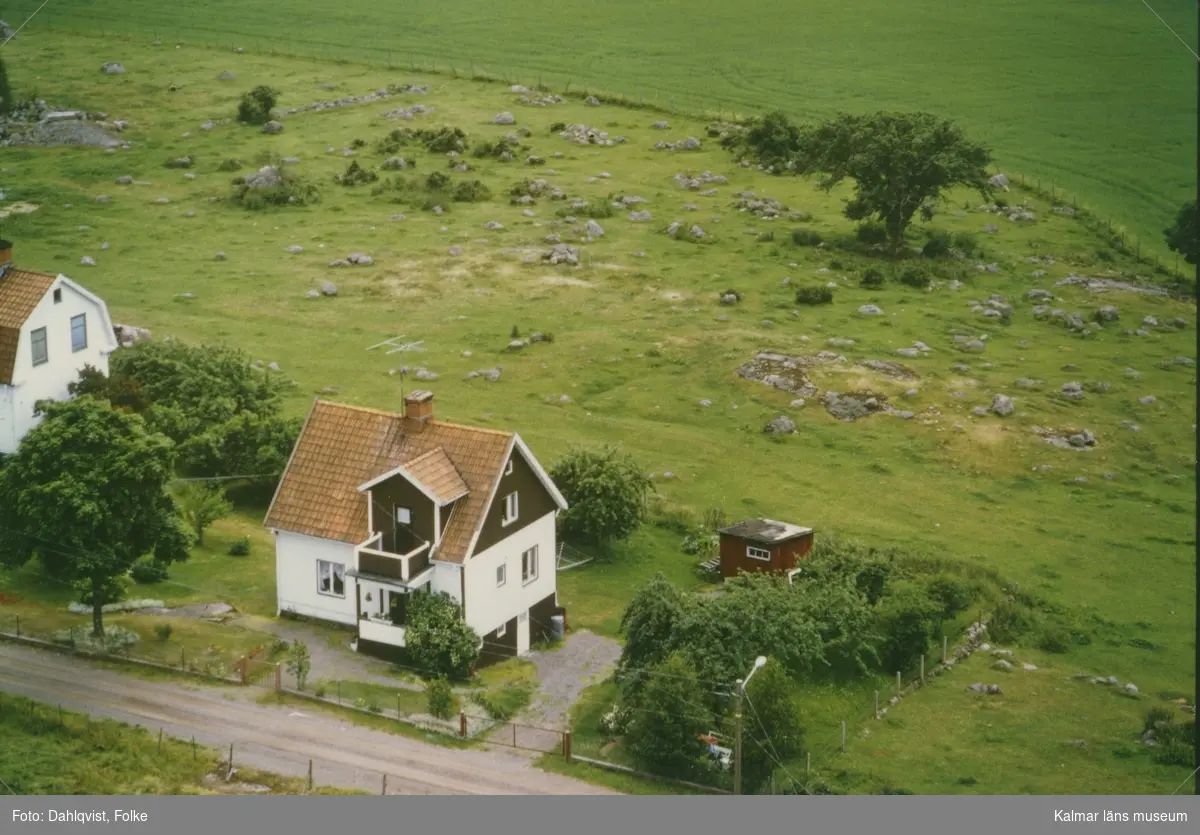 En villa vid hagmark i Högsby.