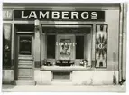 C J Lamberg & Co AB, Kemikalieaffär.
Filialen Storgatan 13.