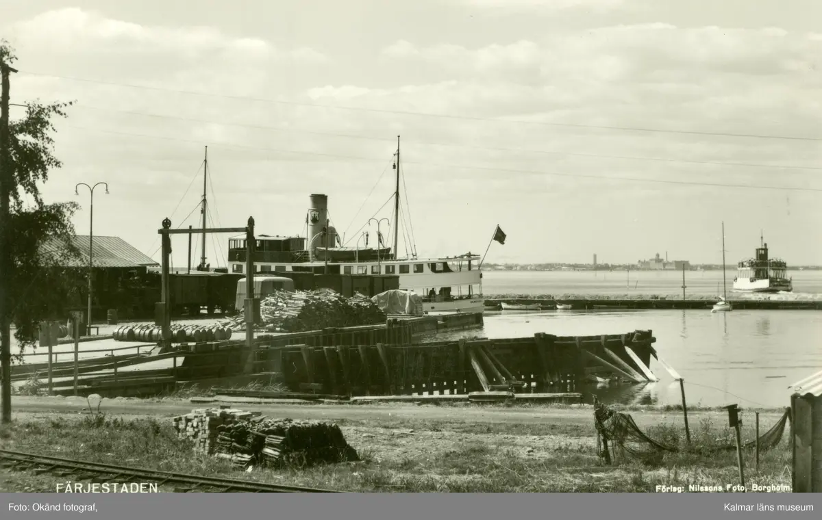 Färjelaget i Färjestaden. Överfarten till Kalmar upphörde 1972 och själva färjeläget sprängdes senare av Ing 2 från Eksjö som övning.