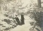 Vid Nygrens brygga på Baggensudden 1904.