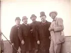 Carlsberg 1893. Från vänster: A. Westrin, Hjalmar Petersson, Elfverson, K. W. Andersson, Bror Hain.