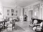 Interiör från Odensviholms herrgård. Möbler i Karl Johanstil.