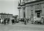 Torghandel bredvid domkyrkan på Stortorget.