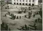 Bild från Kalmar högre allmänna läroverks (Nuvarande Stagneliusskolans) invigning den 1933-06-08