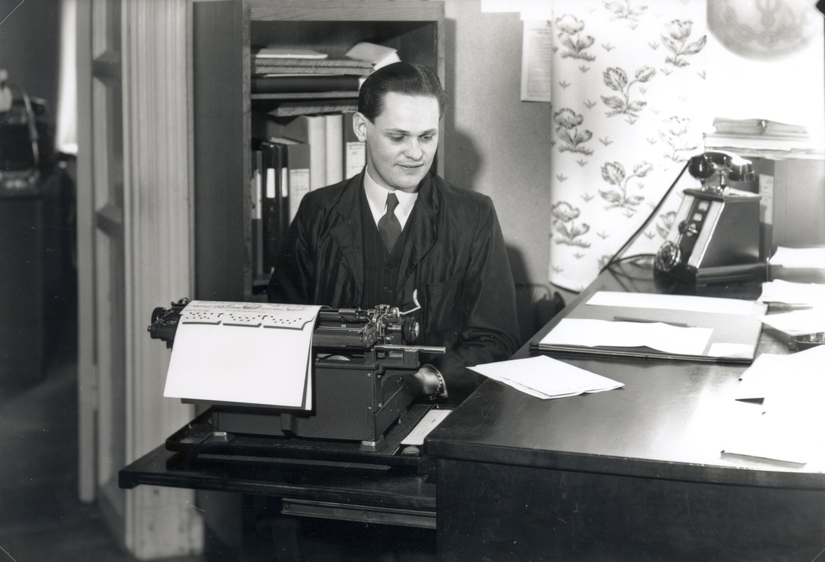 Lennart Reimvall. Ombudsman på Köpmannaförbundet 1945-1974.