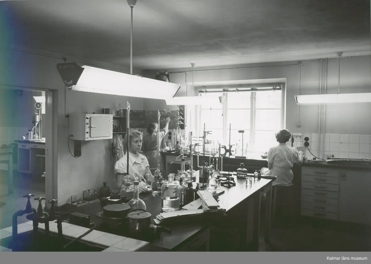 Laboratorium vid Edsbruk.

Eds bruk, Gamleby.