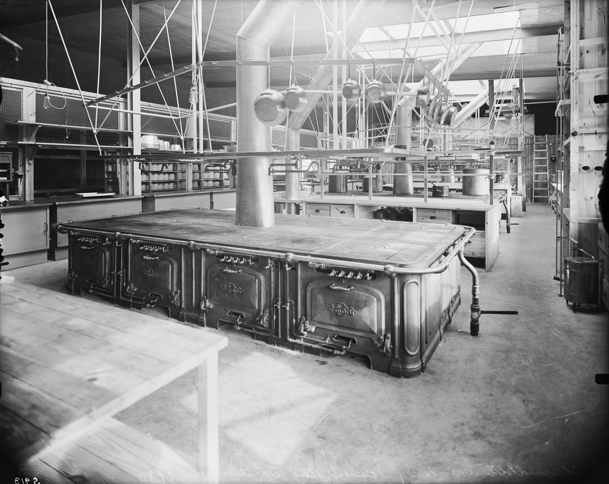 Kök i huvudrestaurangen, Stockholmsutställningen 1930.